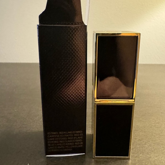 Tom Ford Lip Color Matte Shade 100 100 .1 oz 3 g Full Size NIB - Picture 4 of 7